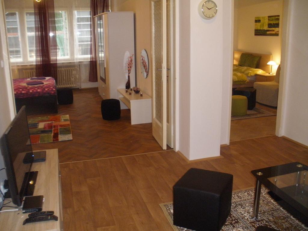 Apartments Tronicek Praga Quarto foto